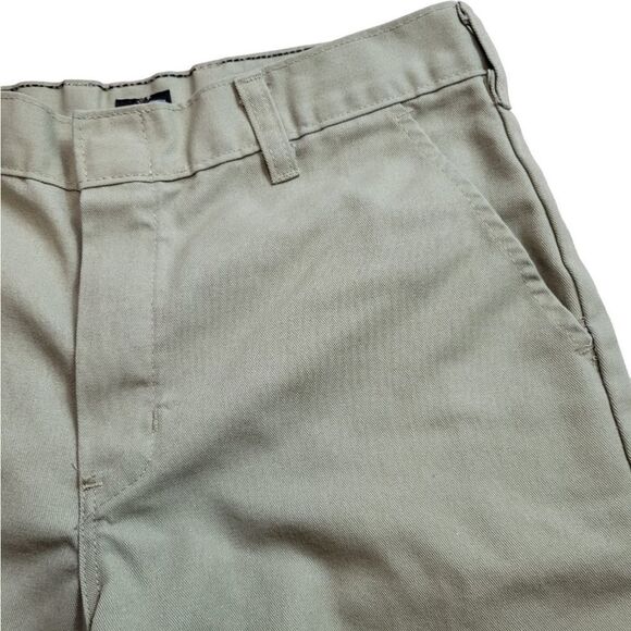 Dickies khaki uniform flat front shorts 14 - Picture 2 of 6